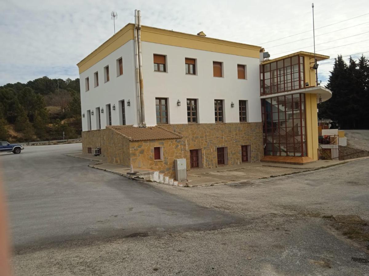Apartamentos Refugio Del Viajero Parauta Exteriör bild